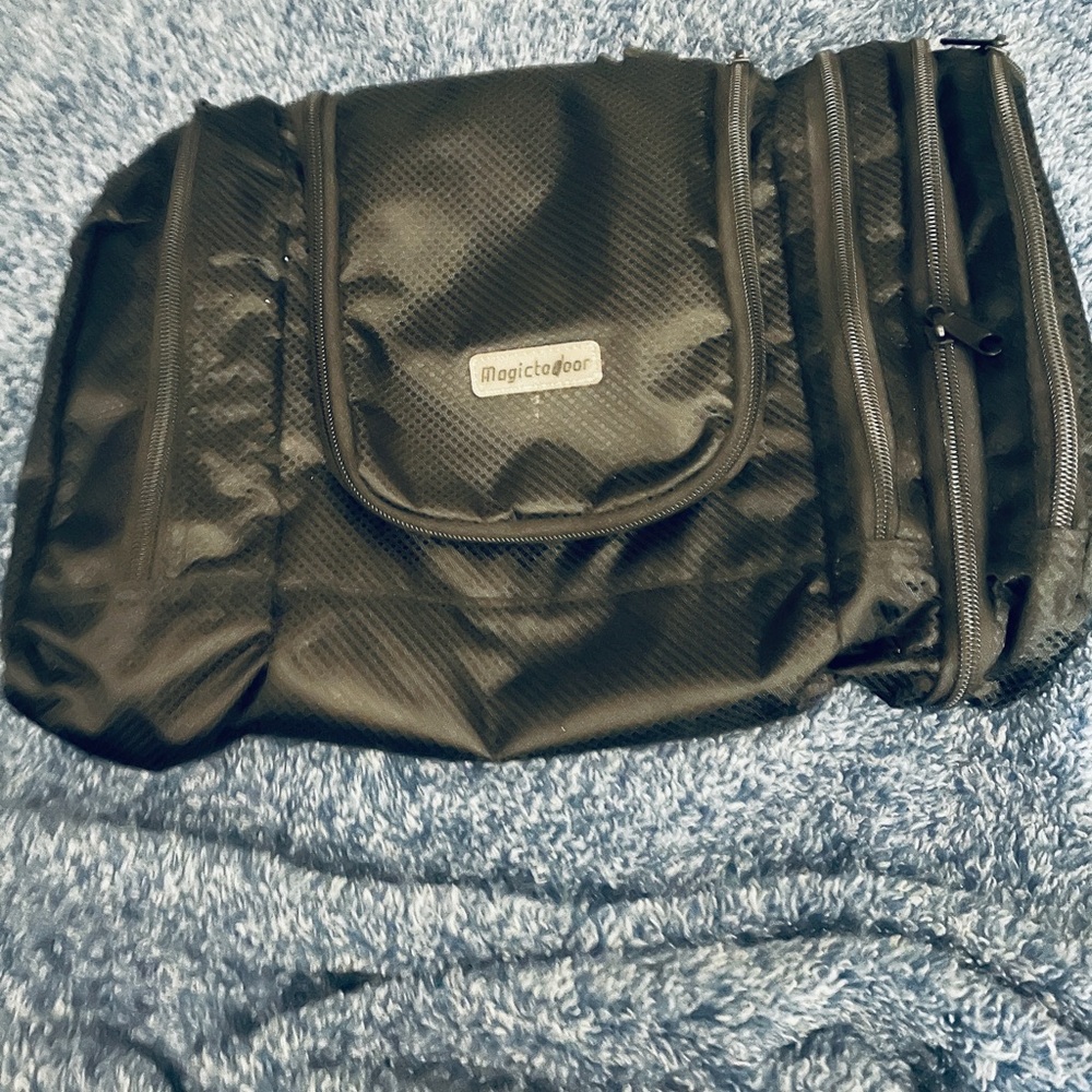 Toiletry bag or makeup bag